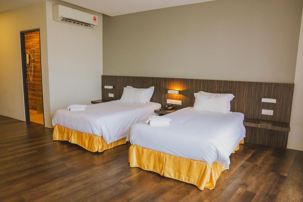 Roxy Hotel Serian Kültér fotó