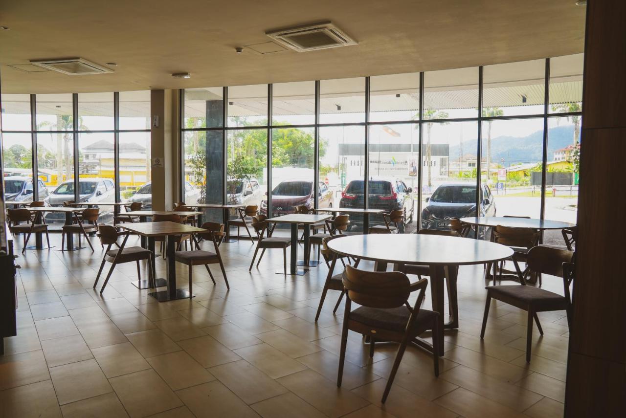 Roxy Hotel Serian Kültér fotó