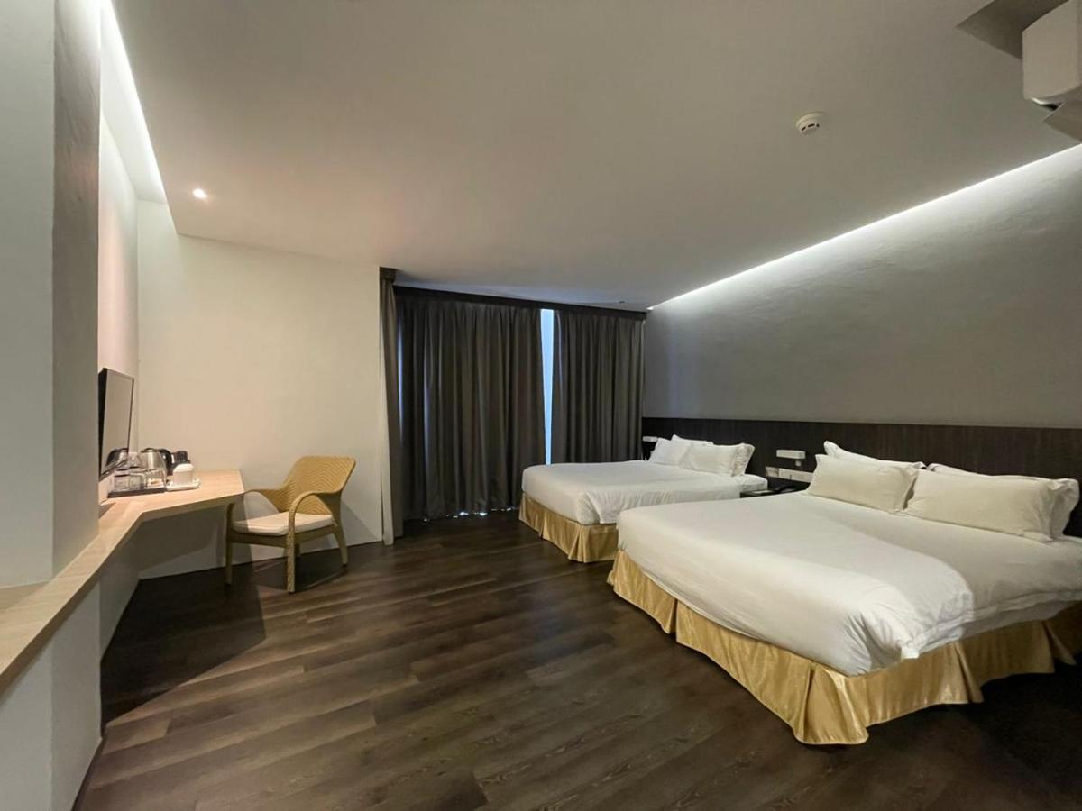 Roxy Hotel Serian Kültér fotó
