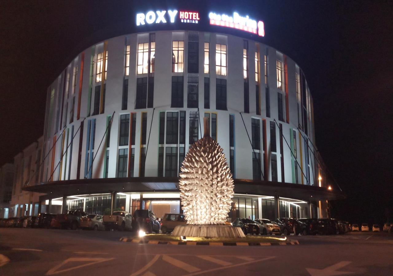 Roxy Hotel Serian Kültér fotó